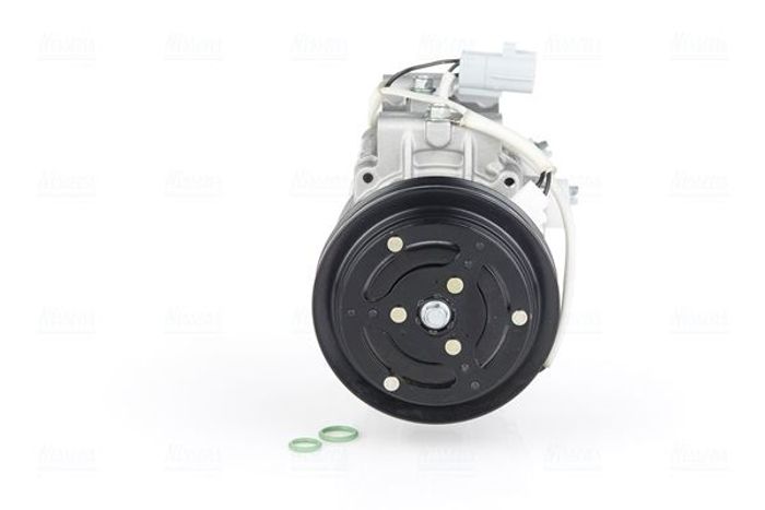 Klimakompressor passt zu: TOYOTA YARIS, YARIS VERSO 1.0/1.3/1.5 04.99-11.05