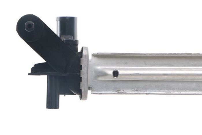 Kühler Motor (mit mechanischer getriebe) passt zu: SAAB 900 II, 9-3 2.0/2.3 0...