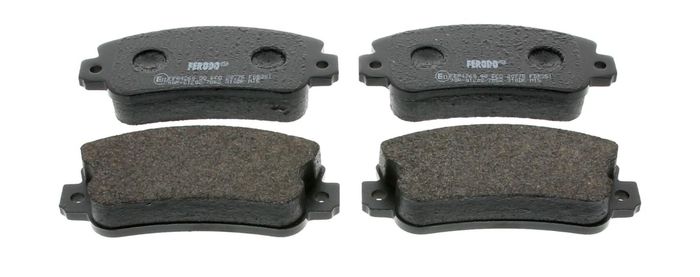 Bremsbelagsatz vorne , passt zu: FIAT 131, 900 T/E, 900 T/E PULMINO, PANDA, R...