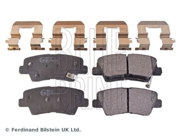 Bremsbelagsatz hinten , passt zu: HYUNDAI ACCENT IV, ELANTRA V, GRANDEUR, I10...