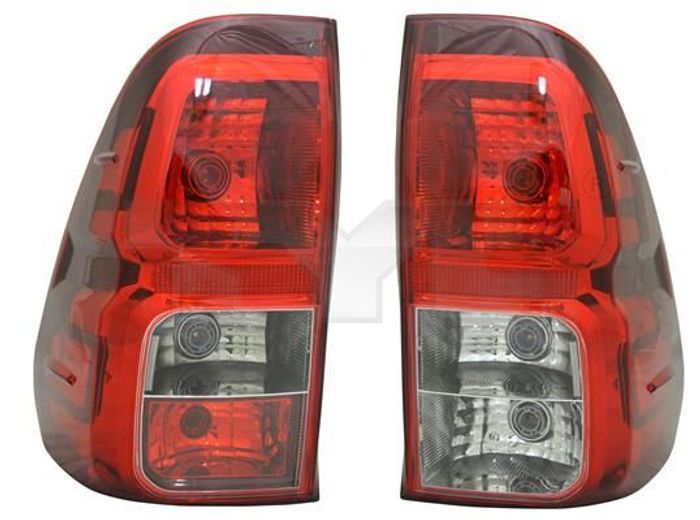 Lampe hinten L (P21/5W/P21W) passt zu: TOYOTA HILUX VIII 06.15-12.17