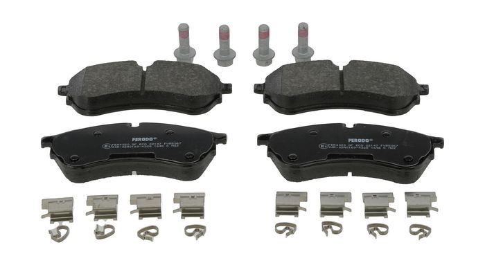 Bremsbelagsatz vorne , passt zu: MAN TGE; VW CRAFTER, GRAND CALIFORNIA CAMPER...