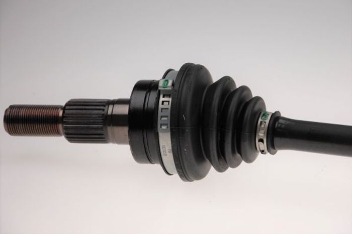 Achswelle vorne L/R 700mm (runderneuert) passt zu: PORSCHE 911, 911 TARGA 3.6...