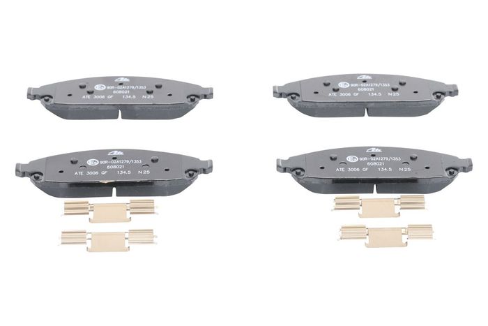 Bremsbelagsatz vorne , passt zu: JEEP COMMANDER, GRAND CHEROKEE III, GRAND CH...