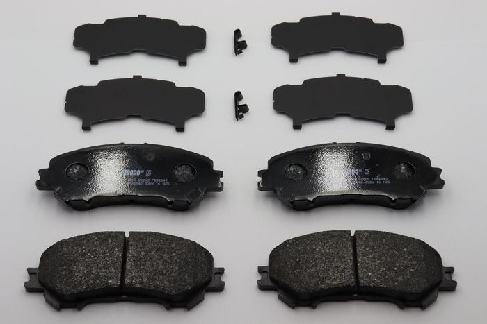 Bremsbelagsatz vorne , passt zu: NISSAN QASHQAI II, X-TRAIL, X-TRAIL III; REN...