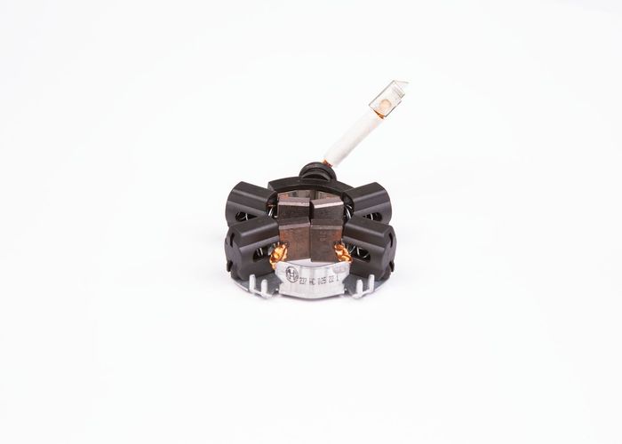 Bürstenhalter des Anlassers passt zu: SEAT TERRA; VW PASSAT B2, POLO II 1.3D/...