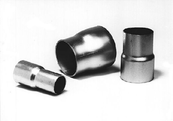 Anschluss Verbindungsrohr (57x54x80 mm)
