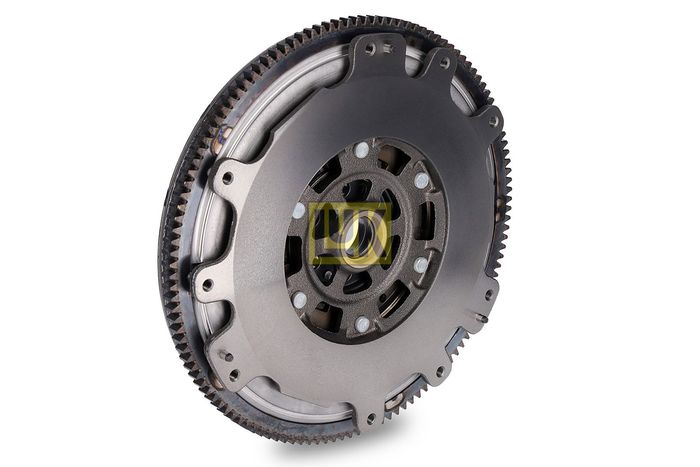 Zweimassenschwungrad mit mechanischer getriebe passt zu: NISSAN PRIMERA, X-TR...
