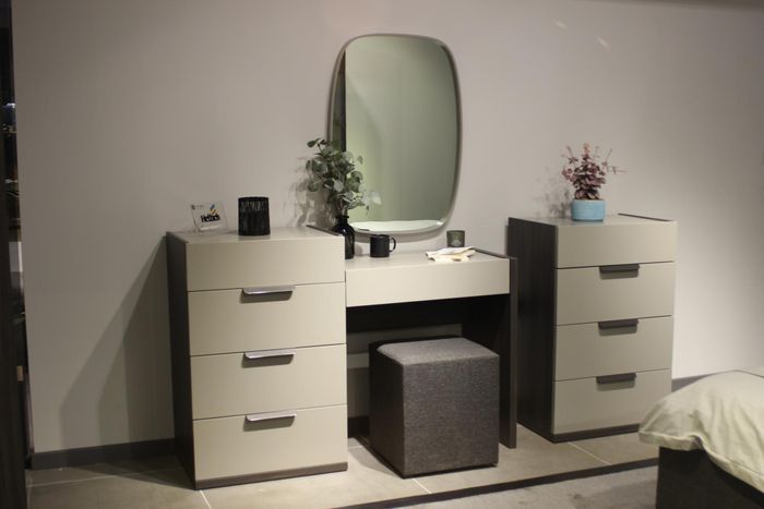 Design Schminktisch mit Spiegel Luxus Schlafzimmer Möbel Hocker 3tlg. Neu