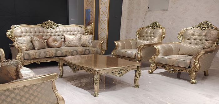 Luxus Garnitur Sofagarnitur 3+1+1 Sitzer Sofa Stoff Sofas Klassische Barock Neu
