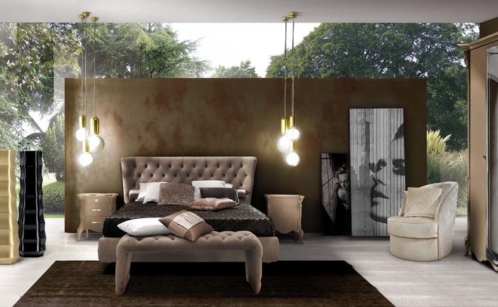 Luxus Schlafzimmer Set 4tlg. Bett + 2x Nachttisch + Hocker Moderne Design Betten