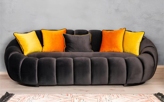 Großer Ovaler Dreisitzer Schwarze Luxus Couch Polstersofas Weiche Möbel
