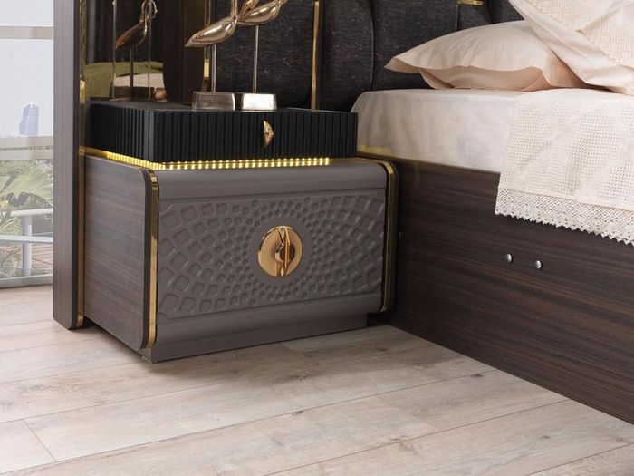 Bett Nachttisch Braun im Schlafzimmer moderne Möbel stilvoller Möbel Luxus