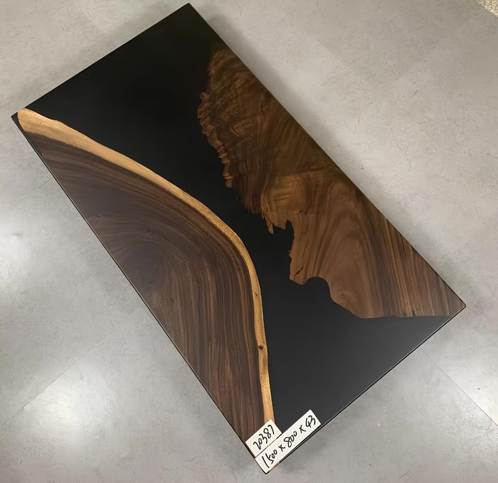 Luxus River Table Epoxidharz Esstisch Massiv Tische 150x80 cm Echtes Holz Möbel