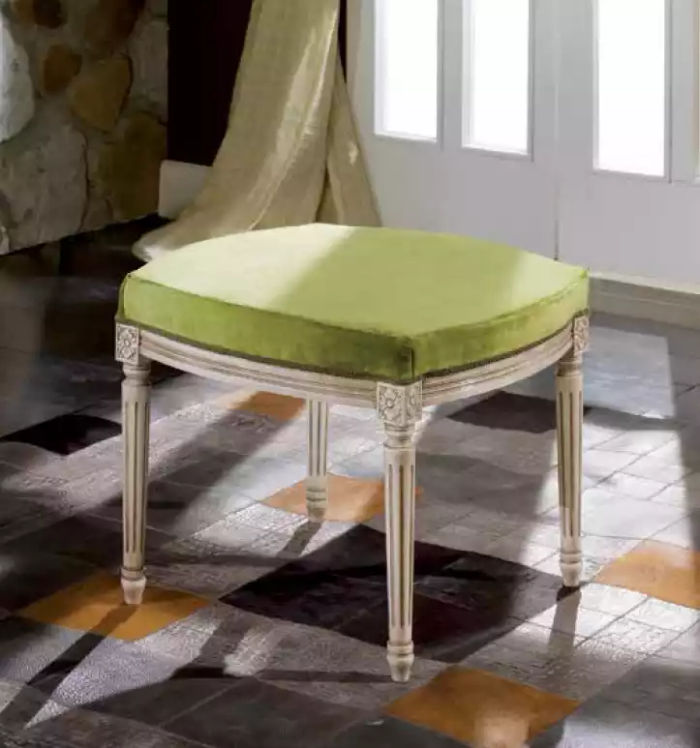 Sitzmöbel Sitzhocker Klassischer Hocker Designer Einrichtung Polsterhocker