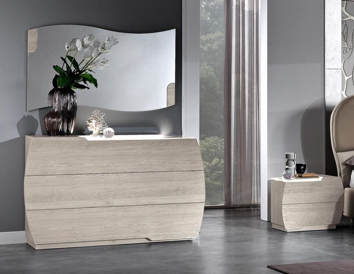 Garnitur Gruppe Holz Schlafzimmer Design Schrank Set Kommode Spiegel Kommoden