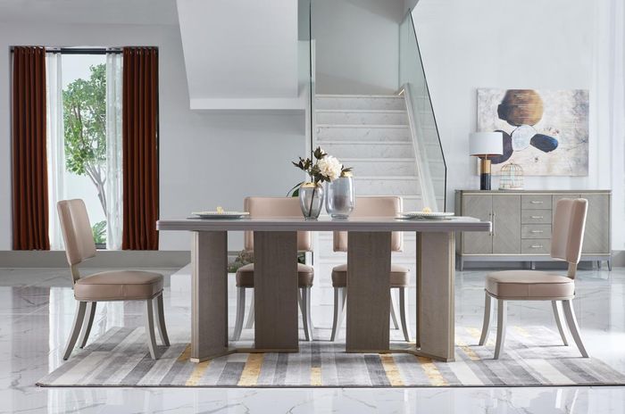 Komplette Esszimmer Garnitur Tisch + 4x Lehnstuhl Stühle Luxus Essgruppe Set