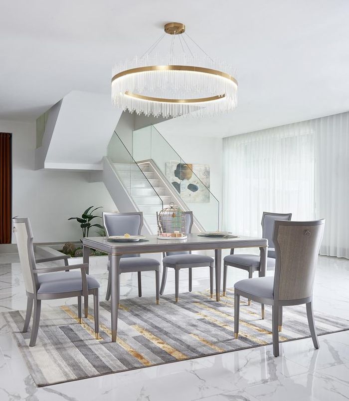 Komplette Garnitur Tisch mit 6 Stühlen luxus möbel hotel dubai einrichtung neu