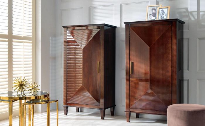 Schrank Klassischе Möbel Luxus Schränke Holz Wohnzimmer Brauner Hochschrank