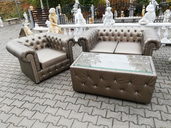 Design Chesterfield Sofagarnitur 2+1 + Couchtisch Couch Polster Gold Sofa Sofas