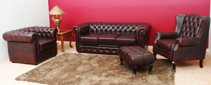 Sofagarnitur Ledersofa Set Chesterfield 3+1 + Ohrensessel Hocker Sofa Couch Neu