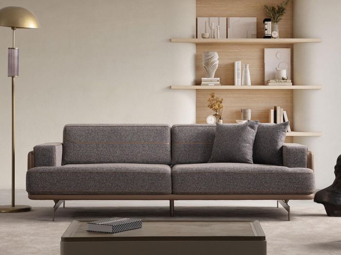 Grauer Dreisitzer Luxuriöse Wohnzimmer Couchen Designer 3-Sitzer Sofa