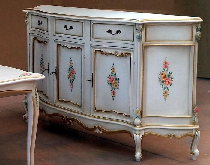 Anrichte Italienische Möbel Echtes Holz Sideboard Designer Luxus Holz Kommode