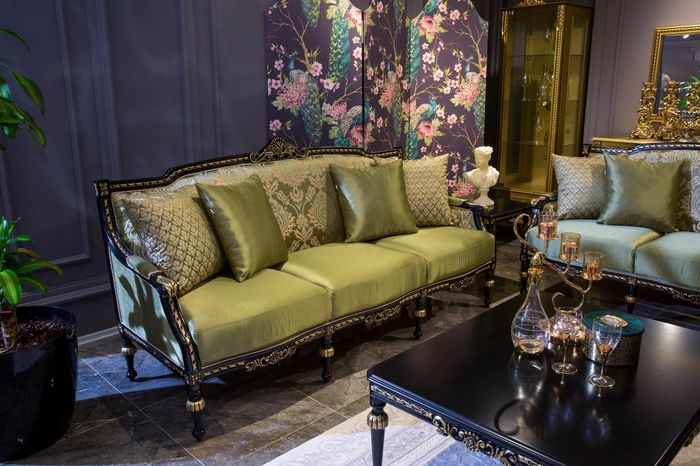 Luxus Dreisitzer Moderne Couch Polster Möbel Couchen Sofas Stoff Textil Grün