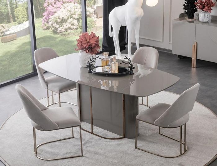 Esszimmergruppe Essgruppe Esszimmer Set Esstisch 4x Stühle Hochglanz