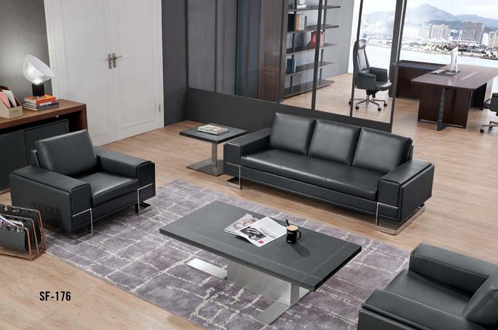 Kunstleder 3-Sitzer Sofa in Schwarz, Modernes Chesterfield Design