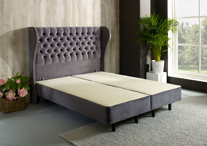 Designer Bett Schlafzimmer Betten Textil Leder Hotel Luxus Polster Samt Stoff