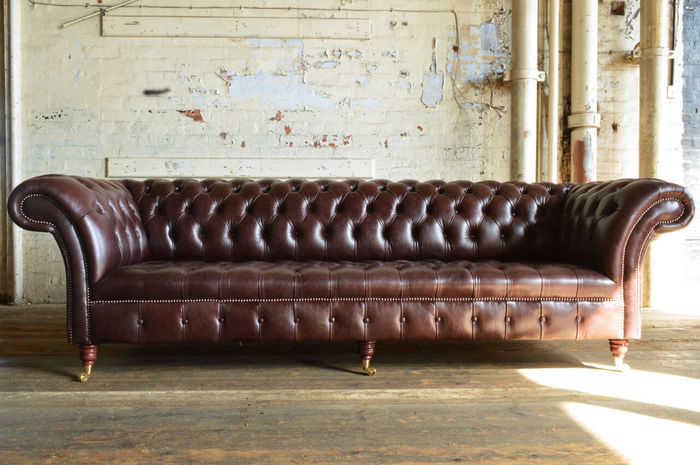 Sofa 4 Sitzer Couch design Chesterfield Polster Sitz Garnitur Leder Textil Neu