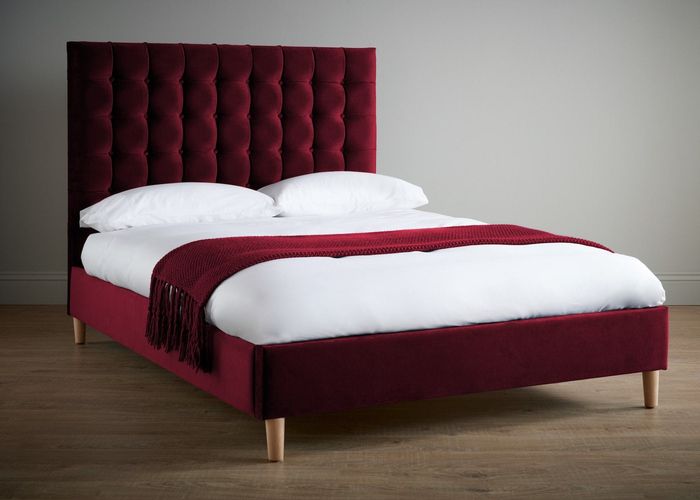 Rotes Luxus Samt Textil Bett Doppel Design Chesterfield Klassische Betten Neu