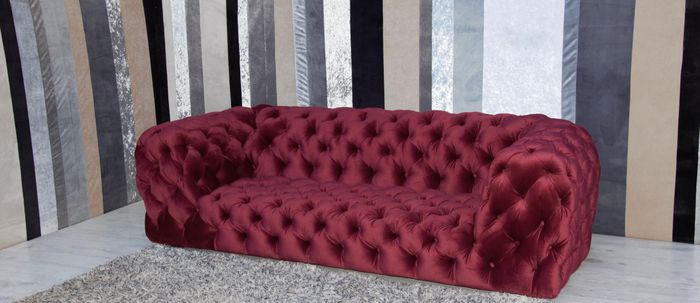Rote Chesterfield Designer Couch Samt Velvet Sitz Polster Dreisitzer Sofa Neu