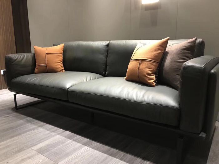 Italienische Designer Möbel Hochwertige Dreisitzer Couch Polster Leder Sofa 3er