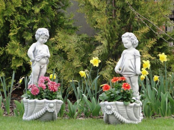 Figur Blumenkübel Pflanz Kübel Dekoration Figur Blumentöpfe Garten Vasen S101075