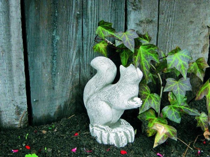 Garten Dekoration Eichhörnchen Terrasse Stein Figuren Figur Statue Skulptur 518