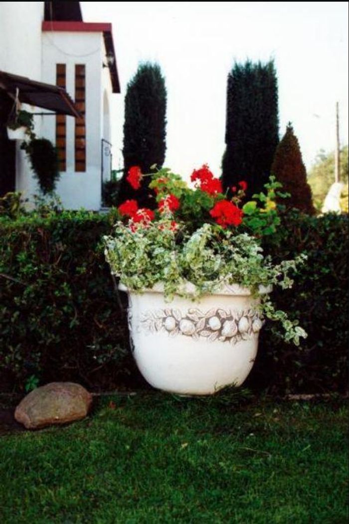 Blumenkübel Pflanz Kübel Dekoration Figur Blumentöpfe Garten Vasen Gefäss 564