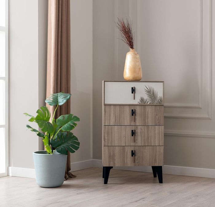 Schlafzimmer Möbel Hellbraune Hochkommode Designer 4x-türige Kommode