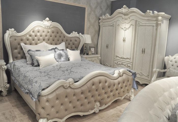 Double Bed +2x Bedside Table 3 Piece Bedroom Set Designer Luxury Bedroom Baroque