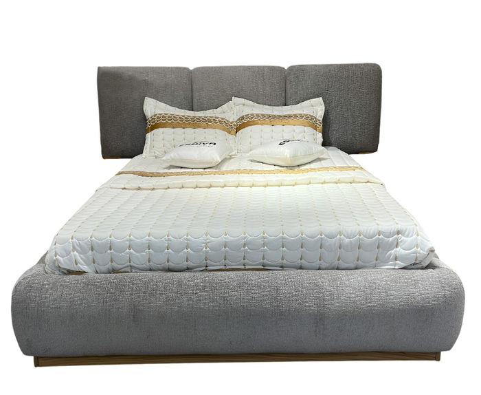 Stilvolles Graues Textilbett Schlafzimmer Doppelbett Holzgestell