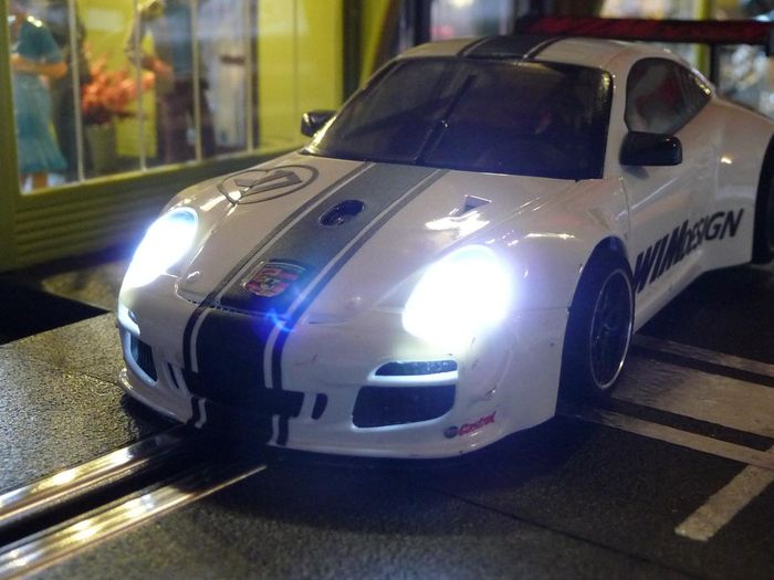 Slotcar LED Beleuchtung XENON-WEISS Front & Heck mit Standlicht für NSR