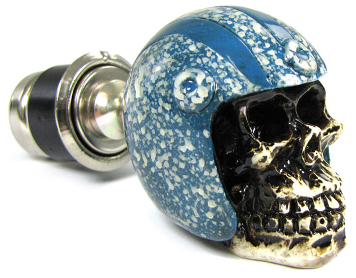 Zigaretten Anzünder Totenkopf Skull mit Helm blau