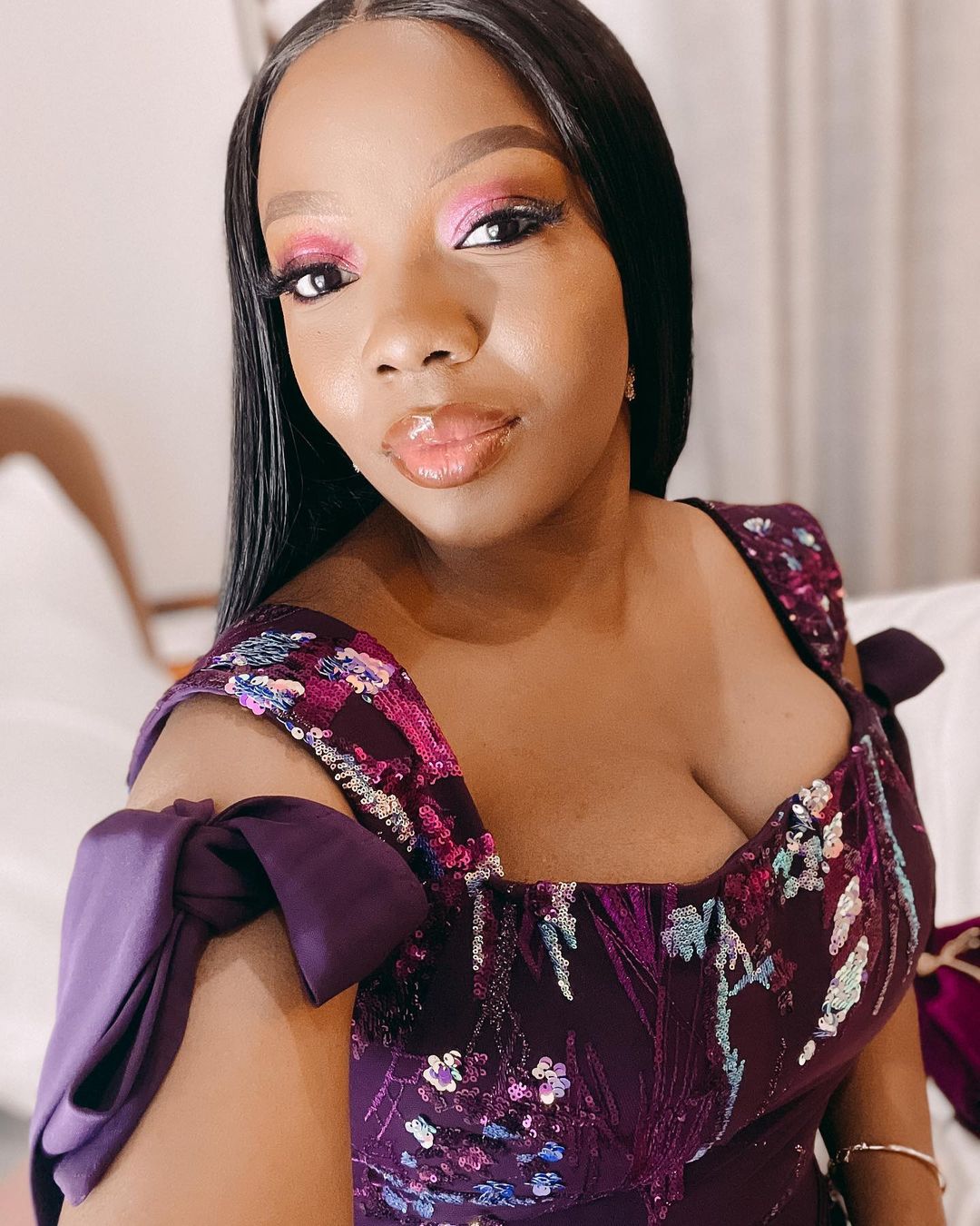 Jola Ayeye