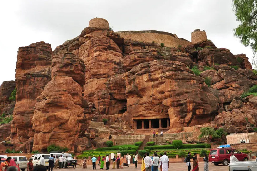 Hyderabad Badami Weekend Tour