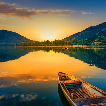 dal lake srinagar Jammu an Kashmir