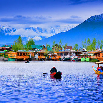 Dal lake srinagar