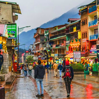 Mall road Manali