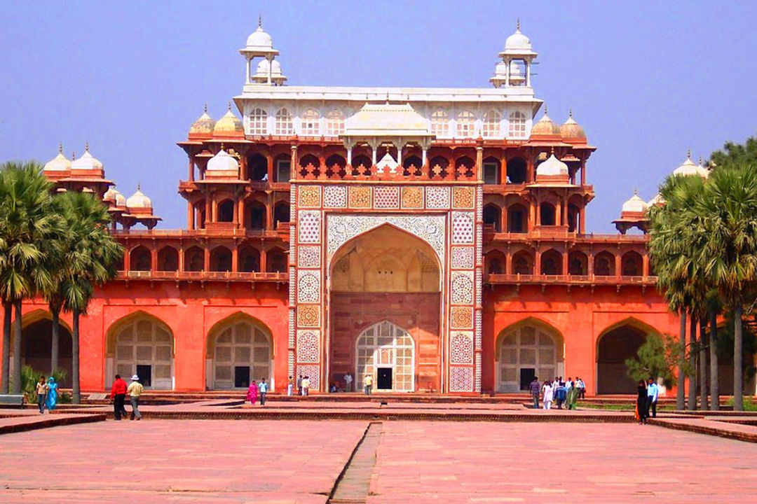 Sikandra built by the Akbar