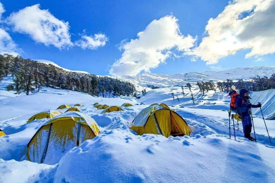 Brahmatal Trek in Winter